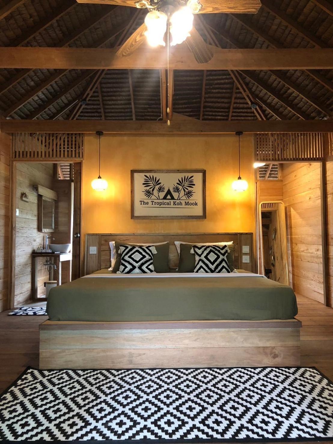 The Tropical Koh Mook Villa Bagian luar foto